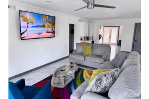 166 BAYSIDE DRIVE, CLEARWATER BEACH, FL 33767 - MLS#MFRTB8423867