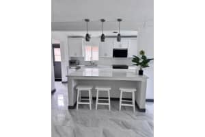 166 BAYSIDE DRIVE, CLEARWATER BEACH, FL 33767 - MLS#MFRTB8423867