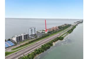 7300 SUNSHINE SKYWAY LANE, ST PETERSBURG, FL 33711 - MLS#MFRTB8423870
