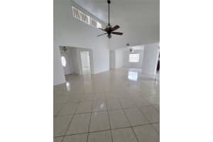 9508 PEMBRIDGE COURT, TAMPA, FL 33615 - MLS#MFRTB8423912