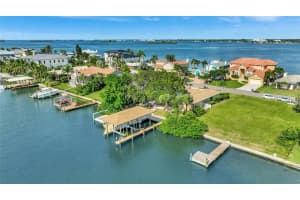 400 MIDWAY ISLAND, CLEARWATER BEACH, FL 33767 - MLS#MFRTB8424019