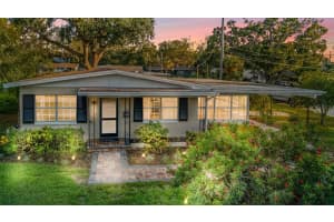 4630 W Bay Villa Ave, TAMPA