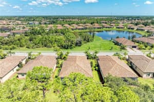 12115 AMICA LOOP, VENICE, FL 34293 - MLS#MFRTB8424130