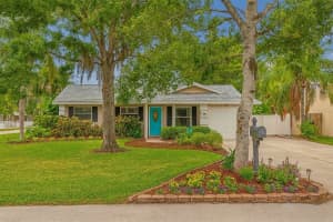 1501 Wisconsin Ave Palm Harbor, FL 34683 - Off Market