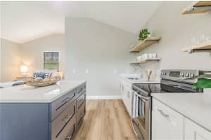 5802 SUWANEE AVENUE, TAMPA, FL 33604 - MLS#MFRTB8424136