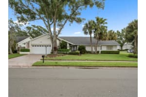 13707 WALBROOKE DRIVE, TAMPA, FL 33624 - MLS#MFRTB8424145
