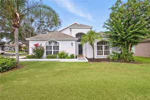 544 Royal Ridge St, VALRICO
