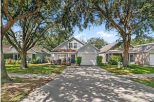 630 Cape Cod Cir, VALRICO
