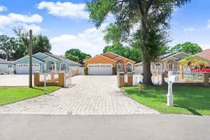 8712 Fountain Ave, TAMPA