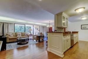 36750 US HIGHWAY 19 #23-213, PALM HARBOR, FL 34683 - MLS#MFRTB8424274