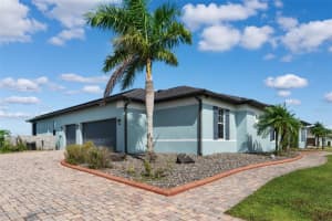 5209 LAKE SIENA DRIVE, WIMAUMA, FL 33598 - MLS#MFRTB8424325