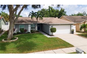 8309 WRENS WAY, LARGO, FL 33773 - MLS#MFRTB8424336