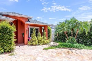 4907 CARLYLE ROAD, TAMPA, FL 33615 - MLS#MFRTB8424348