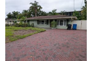 4430 1st Way Ne, ST PETERSBURG