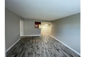 10200 GANDY BOULEVARD, ST PETERSBURG, FL 33702 - MLS#MFRTB8424543