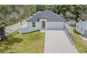 8425 16TH STREET, TAMPA, FL 33604 - MLS#MFRTB8424657