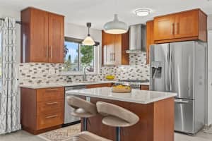 7962 2ND WAY, ST PETERSBURG, FL 33702 - MLS#MFRTB8424660