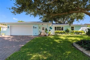 1131 45th Ave Ne, ST PETERSBURG