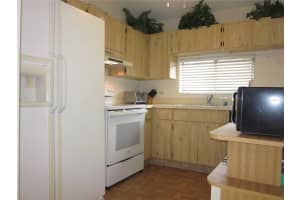 5215 BELLEFIELD DRIVE, TAMPA, FL 33624 - MLS#MFRTB8424771