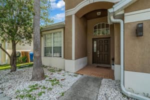 9107 CLIFF LAKE LANE, TAMPA, FL 33614 - MLS#MFRTB8424871