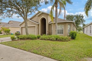 208 SMOKEY HILL AVENUE, RUSKIN, FL 33570 - MLS#MFRTB8424909