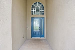208 SMOKEY HILL AVENUE, RUSKIN, FL 33570 - MLS#MFRTB8424909