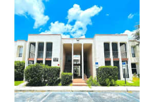 546 Orange Dr #11, ALTAMONTE SPRINGS