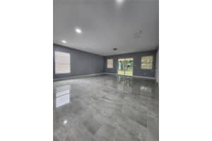 MLS# MFRTB8424951, Tampa, Florida 33612