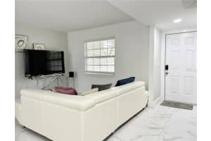 5118 TENNIS COURT CIR #5118, TAMPA, FL 33617 - MLS#MFRTB8424977