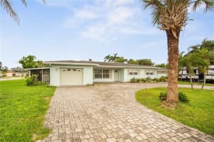 10237 TARPON DRIVE, TREASURE ISLAND, FL 33706 - MLS#MFRTB8425026