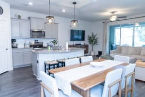 5160 SYLVESTER LOOP, TAMPA, FL 33610 - MLS#MFRTB8425028