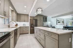 240 WINDWARD PASSAGE, CLEARWATER BEACH, FL 33767 - MLS#MFRTB8425032