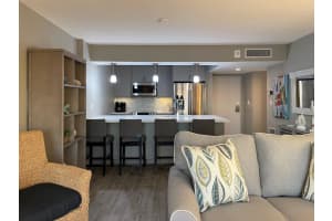 4900 BRITTANY DRIVE, ST PETERSBURG, FL 33715 - MLS#MFRTB8425099