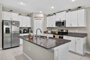 31742 SUN KETTLE LOOP, WESLEY CHAPEL, FL 33545 - MLS#MFRTB8425127