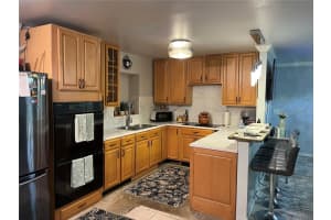 3009 E 25th Ave, TAMPA