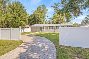8707 FOUNTAIN AVENUE, TAMPA, FL 33615 - MLS#MFRTB8425194