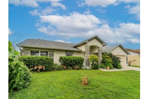 1717 COMPTON STREET, BRANDON, FL 33511 - MLS#MFRTB8425242