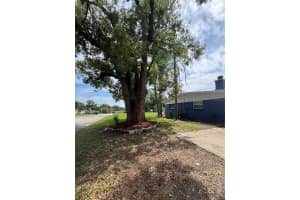 6508 34TH STREET, TAMPA, FL 33610 Sold 10/31/25