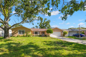 1467 54TH AVENUE, ST PETERSBURG, FL 33703 - MLS#MFRTB8425270