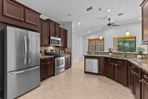 11008 WEMBLEY LANDING DRIVE, LITHIA, FL 33547 - MLS#MFRTB8425373