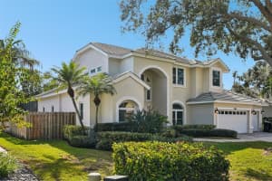 660 BAY LAUREL COURT, ST PETERSBURG, FL 33703 - MLS#MFRTB8425458