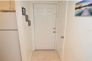 8625 MALLARD RESERVE DRIVE, TAMPA, FL 33614 - MLS#MFRTB8425483