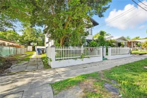 1211 17TH AVENUE, TAMPA, FL 33605 - MLS#MFRTB8425524