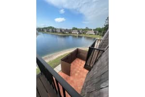 15308 POND WOODS DRIVE, TAMPA, FL 33618 - MLS#MFRTB8425533