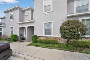 2052 GREENWOOD VALLEY DRIVE, PLANT CITY, FL 33563 - MLS#MFRTB8425548