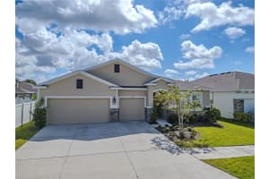 528 Ocean Spray Dr, RUSKIN