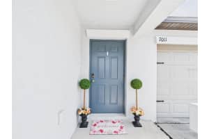 7011 KING CREEK DRIVE, SUN CITY CENTER, FL 33573 - MLS#MFRTB8425682