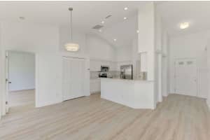 4013 51ST PLACE, BRADENTON, FL 34210 - MLS#MFRTB8425692