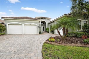 5028 EMERALD ISLE DRIVE, WIMAUMA, FL 33598 - MLS#MFRTB8425740