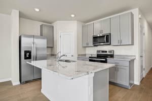 MLS# MFRTB8425760, Brandon, Florida 33510